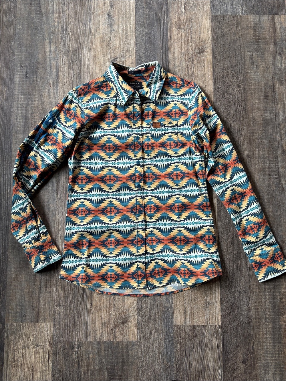 Ariat X Pendleton western shirt Long-Sleeve Aztec Print Button-Up Women’s medium